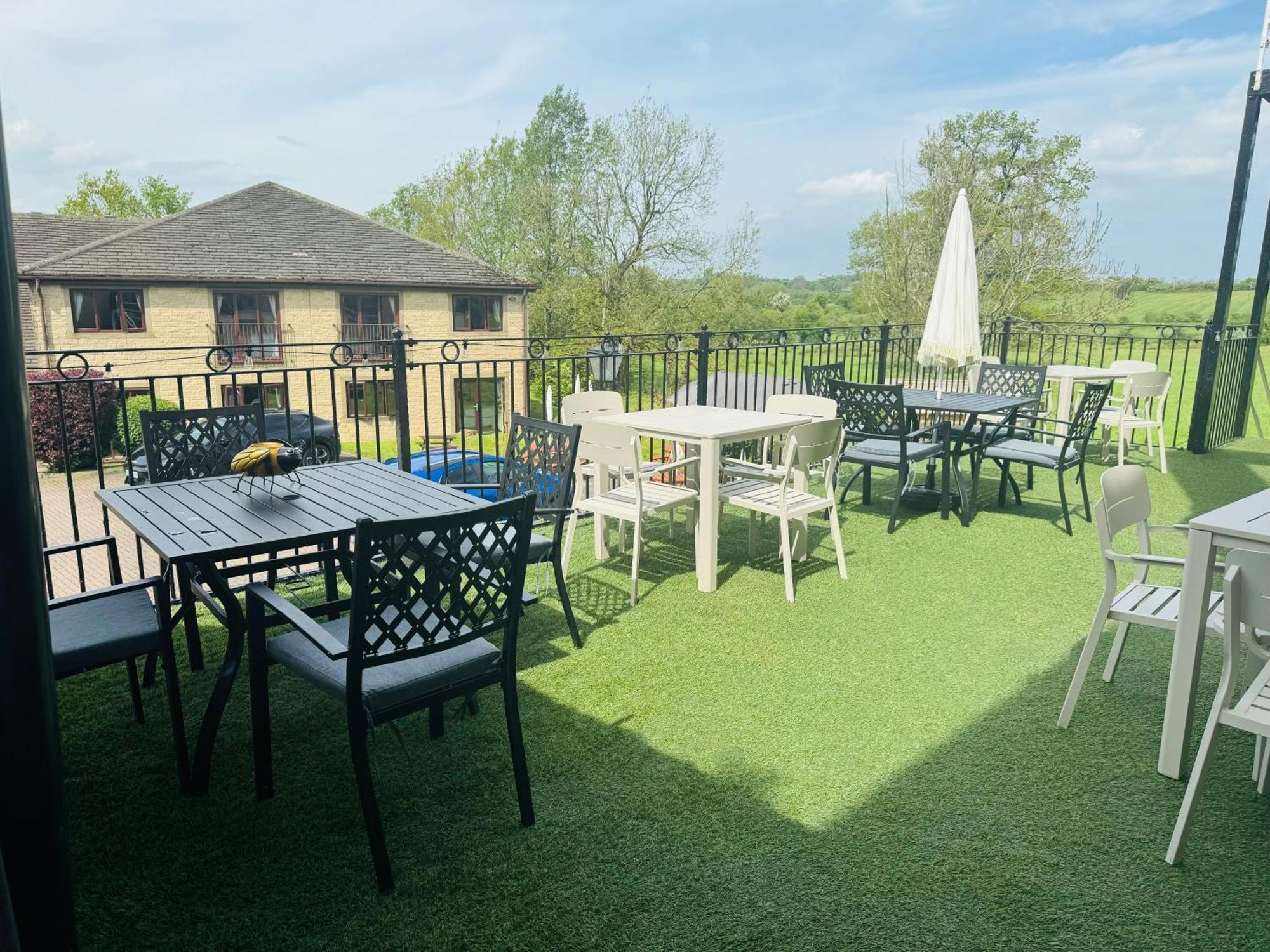 The Old Stone Trough Country Hotel 3*